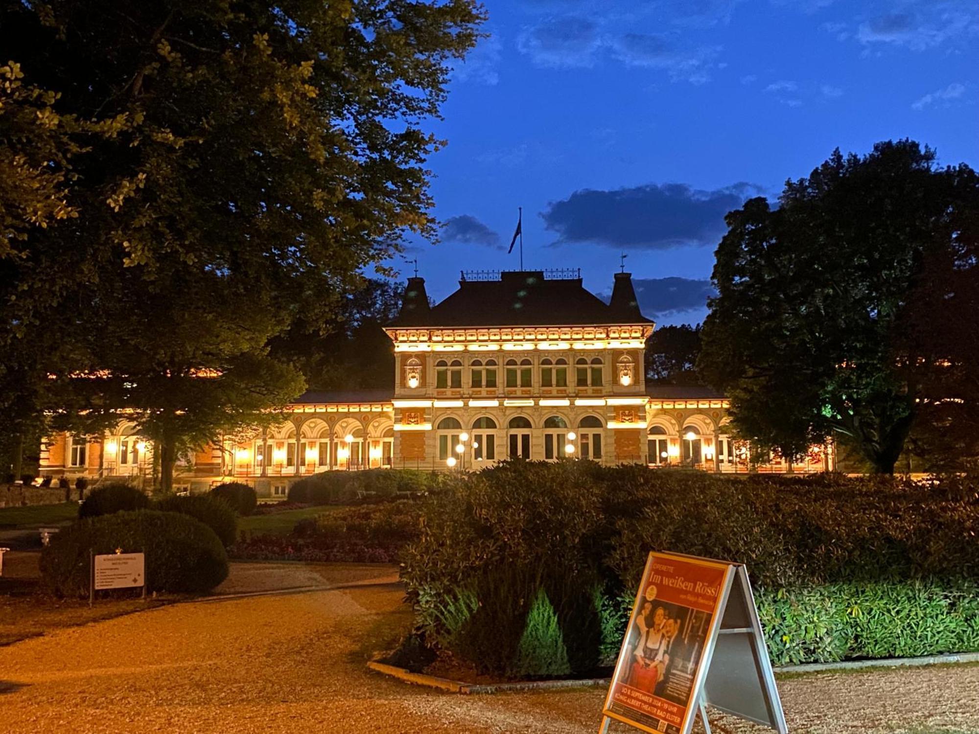 Fewo Roland Ranft Direkt Am Kurpark Barrierearm 60Qm Bad Elster Luaran gambar